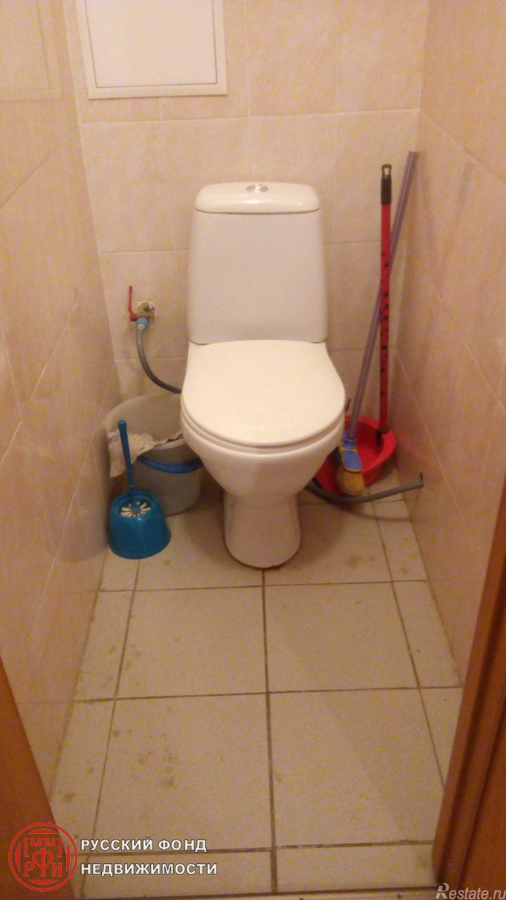 Продажа комнаты Красное Село г., Красногородская ул. ,  д. 13,  к. 1
