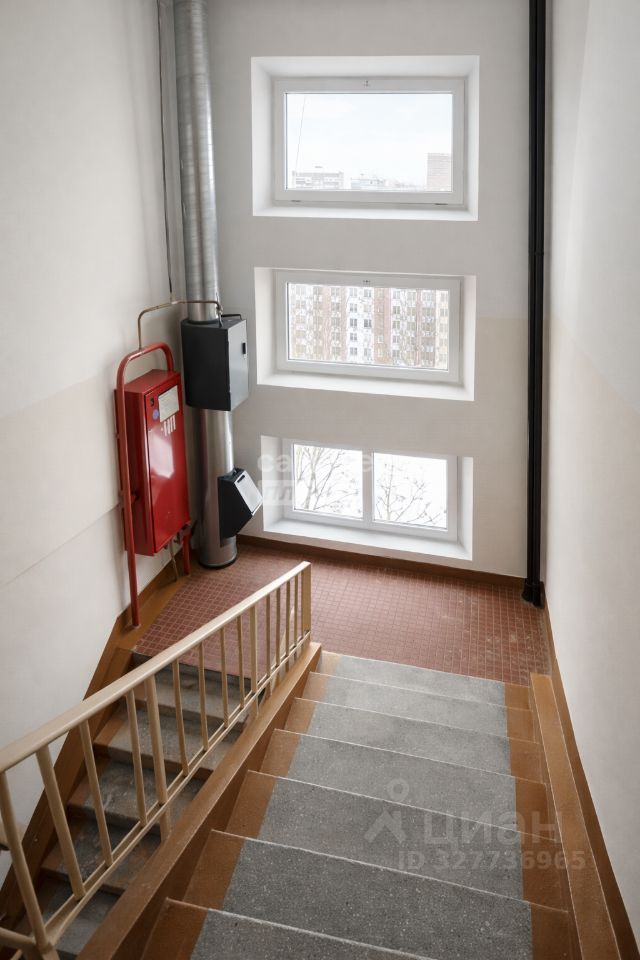 Продажа 2-комн квартиры на вторичном рынке Кировоградская улица, 24К1