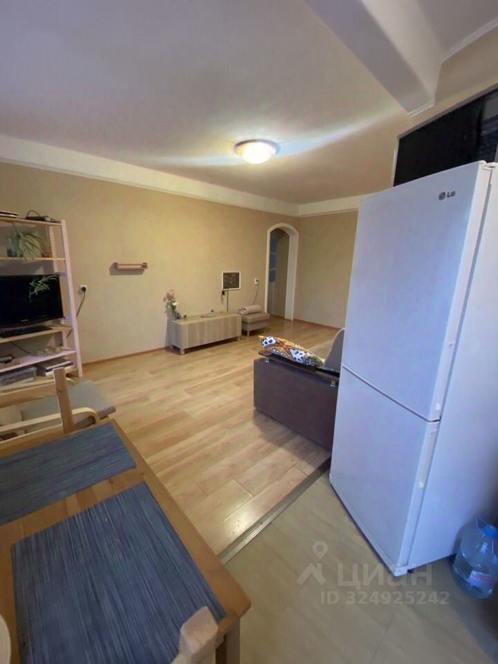 Продажа 3-комн квартиры на вторичном рынке улица Здоровцева, 31К2