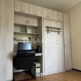 Продажа 4-комн квартиры на вторичном рынке Химки, ул Юннатов,  д. 13