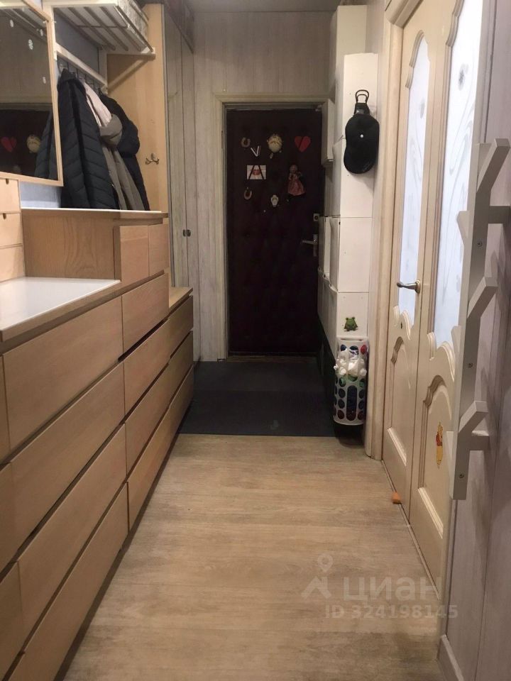 Продажа 2-комн квартиры на вторичном рынке Старомарьинское шоссе, 18