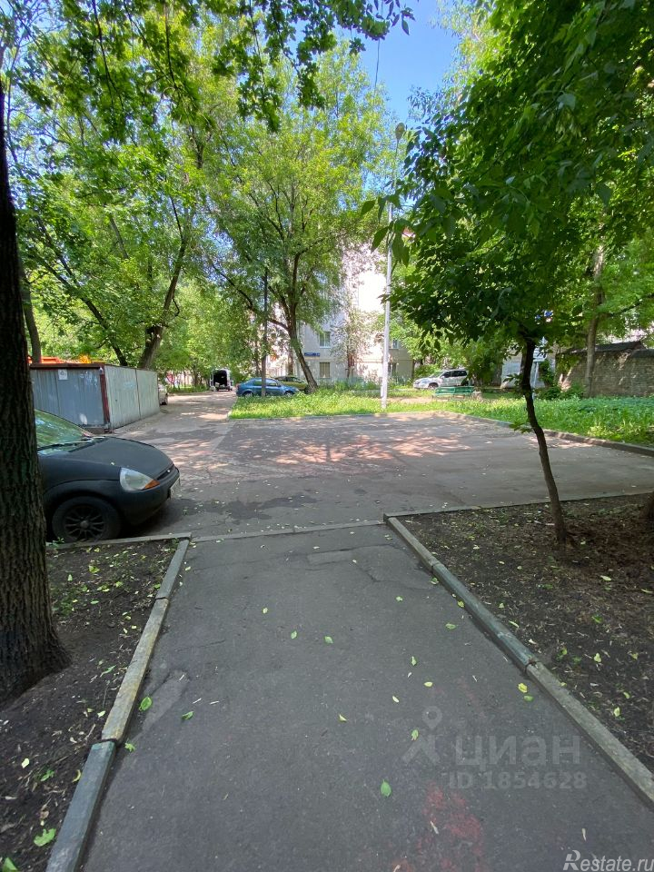 Аренда 1-комн квартиры на вторичном рынке Фортунатовская улица,  д. 31А
