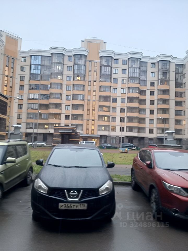 Продажа 1-комн квартиры на вторичном рынке Ломоносов, Михайловская улица, 51