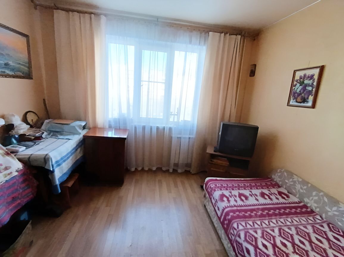 Продажа 2-комн квартиры на вторичном рынке Ленская улица, 3к2Б