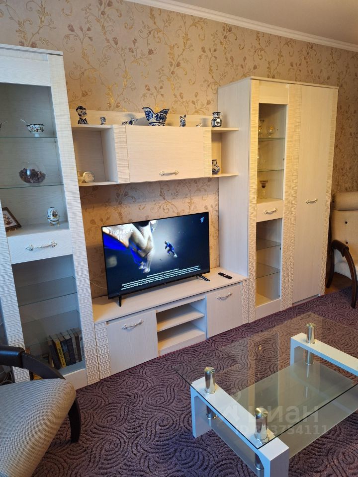 Аренда 1-комн квартиры на вторичном рынке улица Ротерта, 10К4