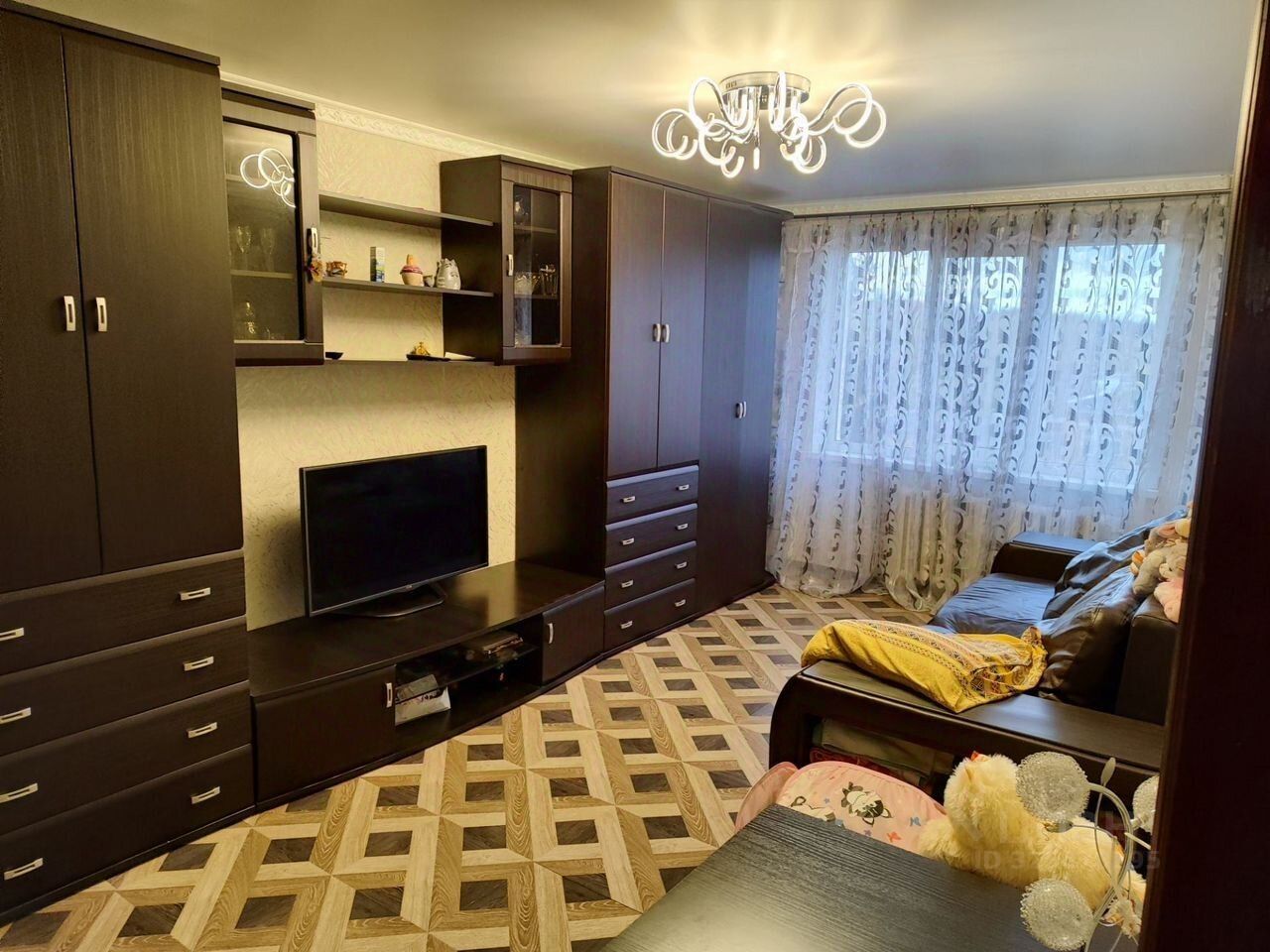 Продажа 4-комн квартиры на вторичном рынке Высоковск, улица Ленина, 33