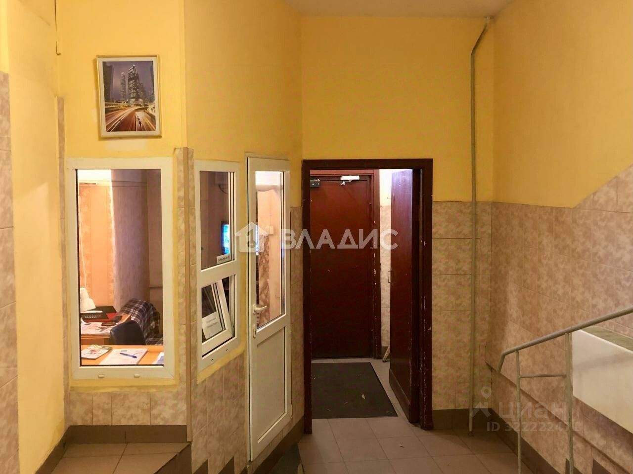 Продажа 2-комн квартиры на вторичном рынке Шереметьевская улица, 27