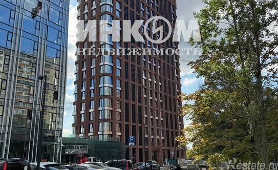 Продажа 4-комн квартиры на вторичном рынке Озёрная улица,  д. 1 к2/6