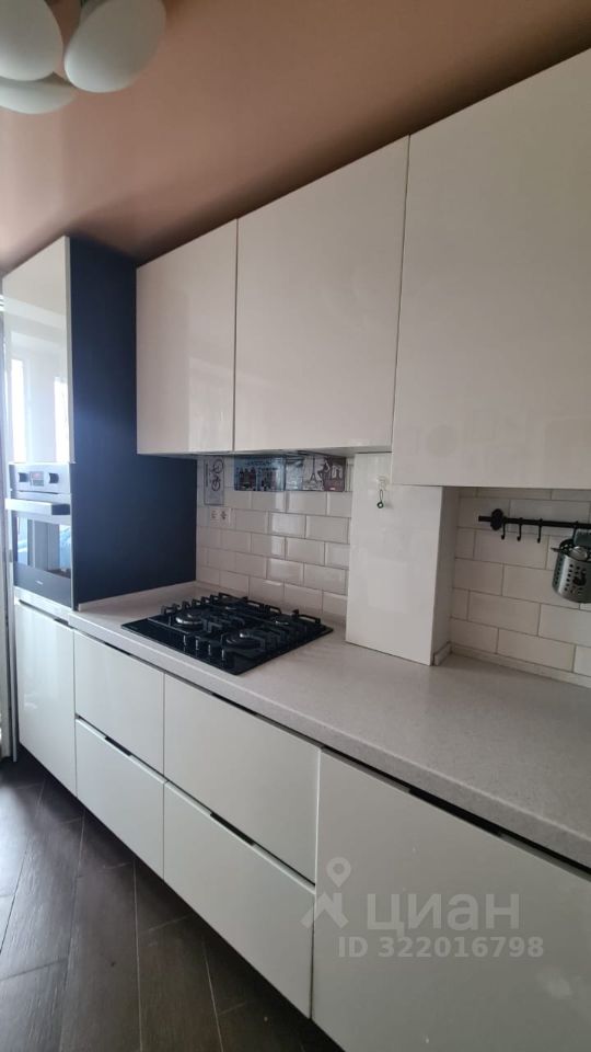 Продажа 1-комн квартиры на вторичном рынке Балаклавский проспект, 44