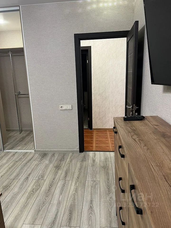 Аренда 3-комн квартиры на вторичном рынке Дегунинская улица, 3