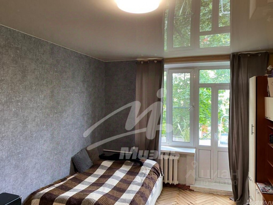 Продажа 1-комн квартиры на вторичном рынке Парковая 6-я ул,  д. 16А к2