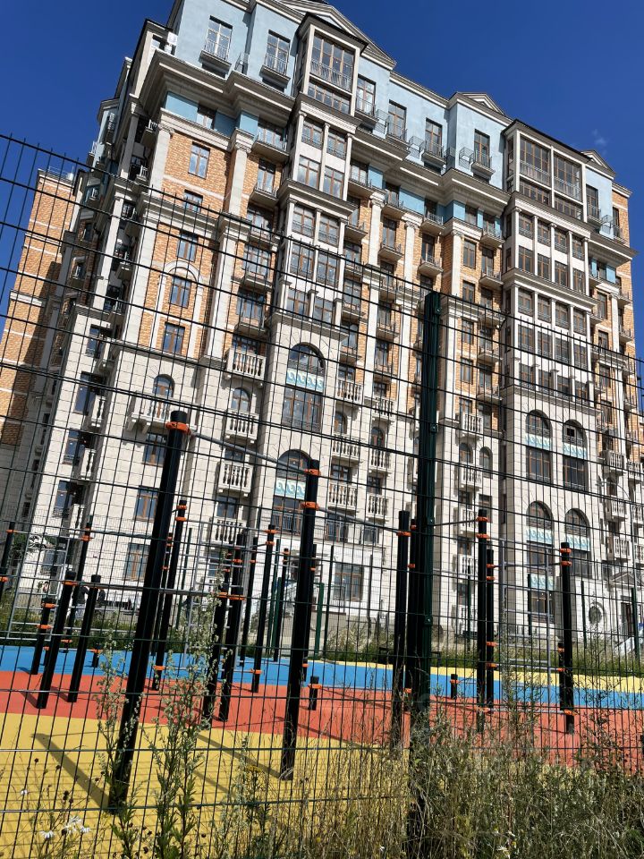 Продажа 2-комн квартиры на вторичном рынке Город-событие мкр, с. Лайково, 68