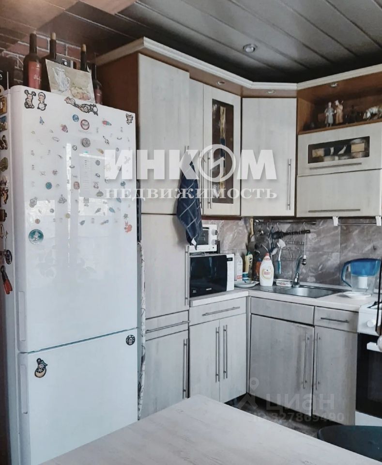 Продажа 2-комн квартиры на вторичном рынке Большая Филевская улица, 49К1