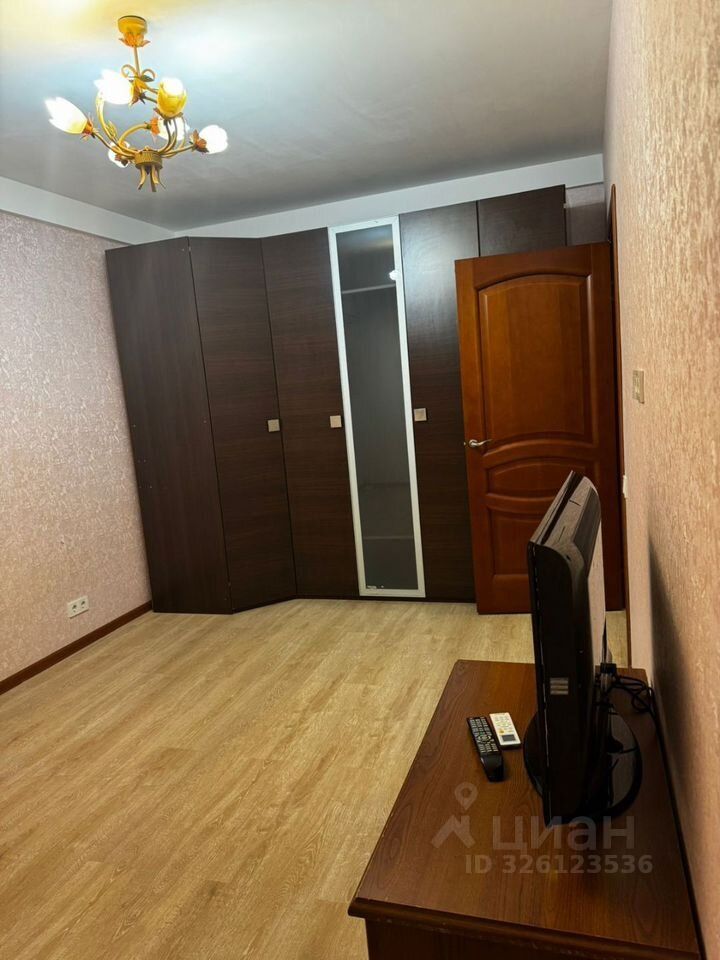 Продажа 2-комн квартиры на вторичном рынке д. Щемилово, улица Орлова,  д. 2