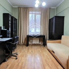 Продажа 4-комн квартиры на вторичном рынке улица Годовикова,  д. 5