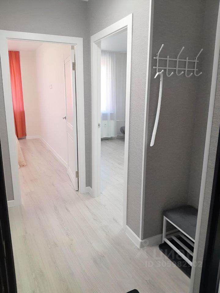 Аренда 1-комн квартиры на вторичном рынке Мурино, проспект Авиаторов Балтики, 25