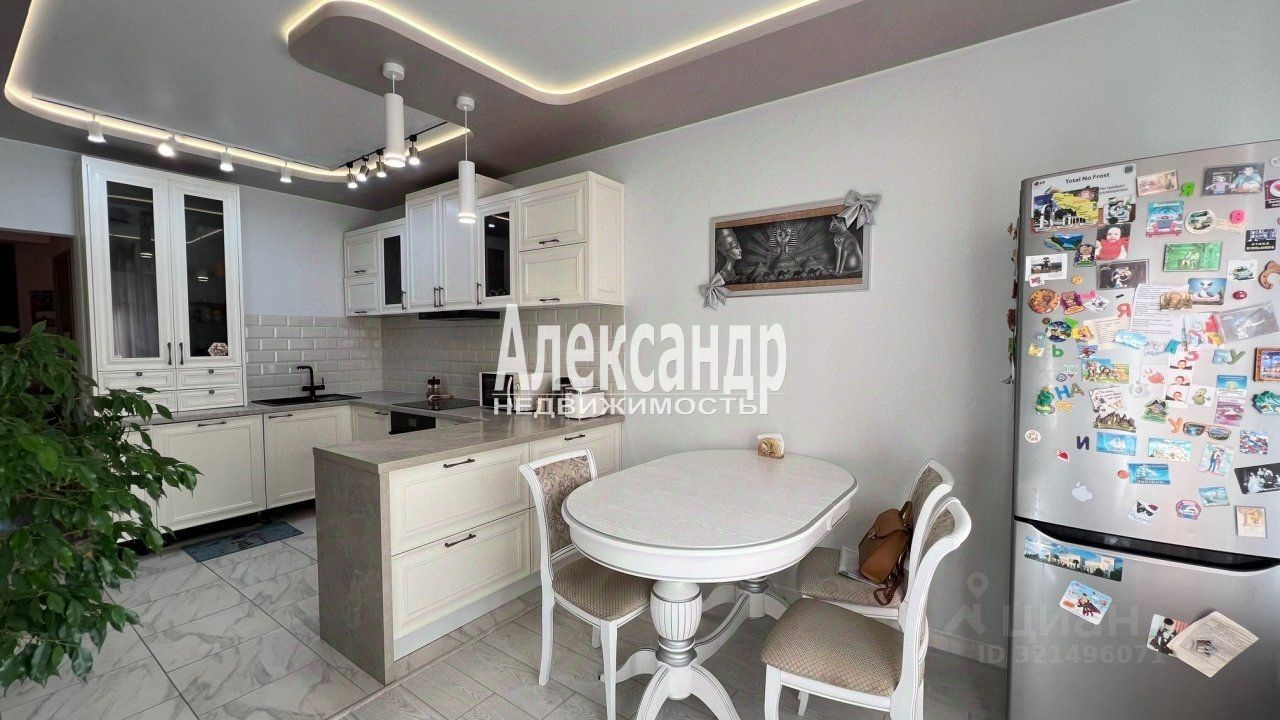 Продажа 3-комн квартиры на вторичном рынке Выборг, Московский проспект, 9
