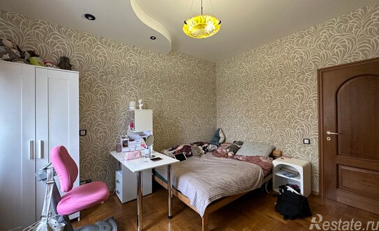 Продажа 6-комн квартиры на вторичном рынке ул Черняховского,  д. 13/1