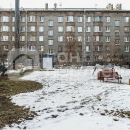 Продажа 3-комн квартиры на вторичном рынке Ломаная улица,  д. 6
