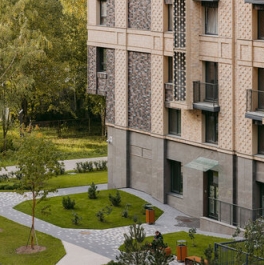 Продажа 1-комн квартиры на вторичном рынке Лиственная улица,  д. 20 к2 с1