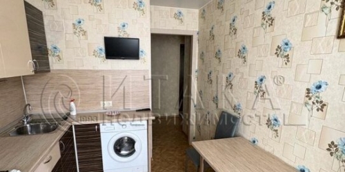 2-комн квартира Славы пр-кт,  д. 30,  к. 1