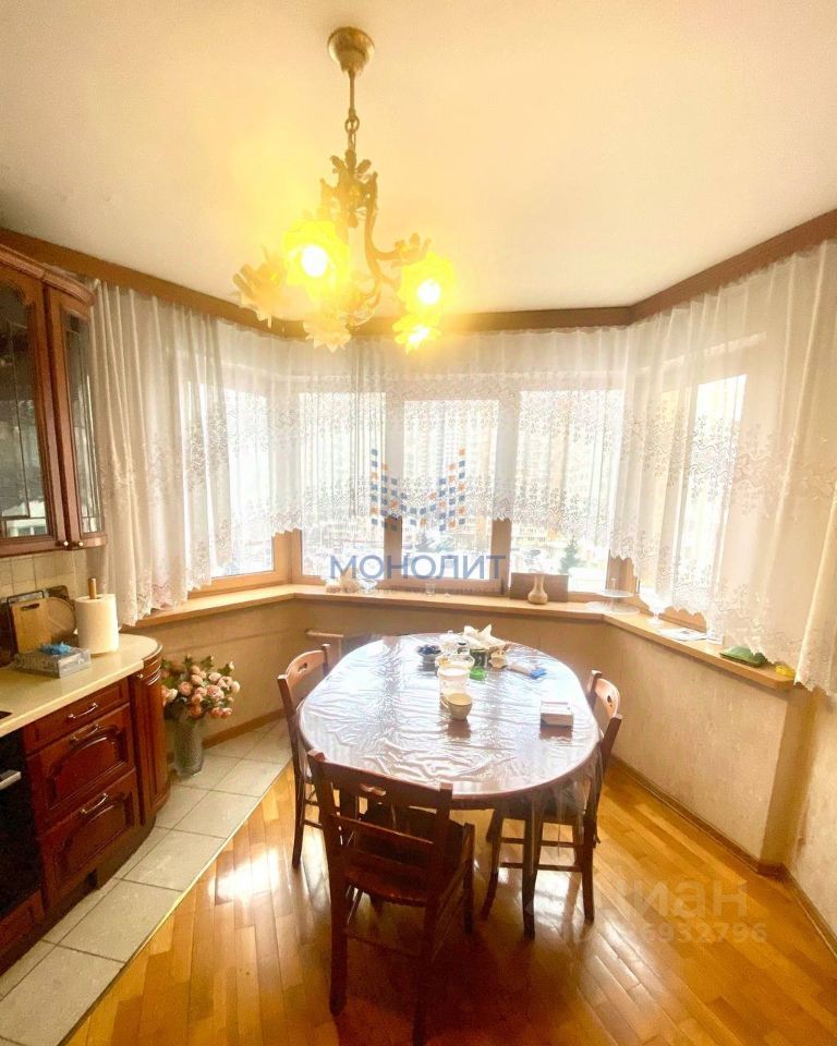 Продажа 3-комн квартиры на вторичном рынке улица Академика Анохина, 5К4