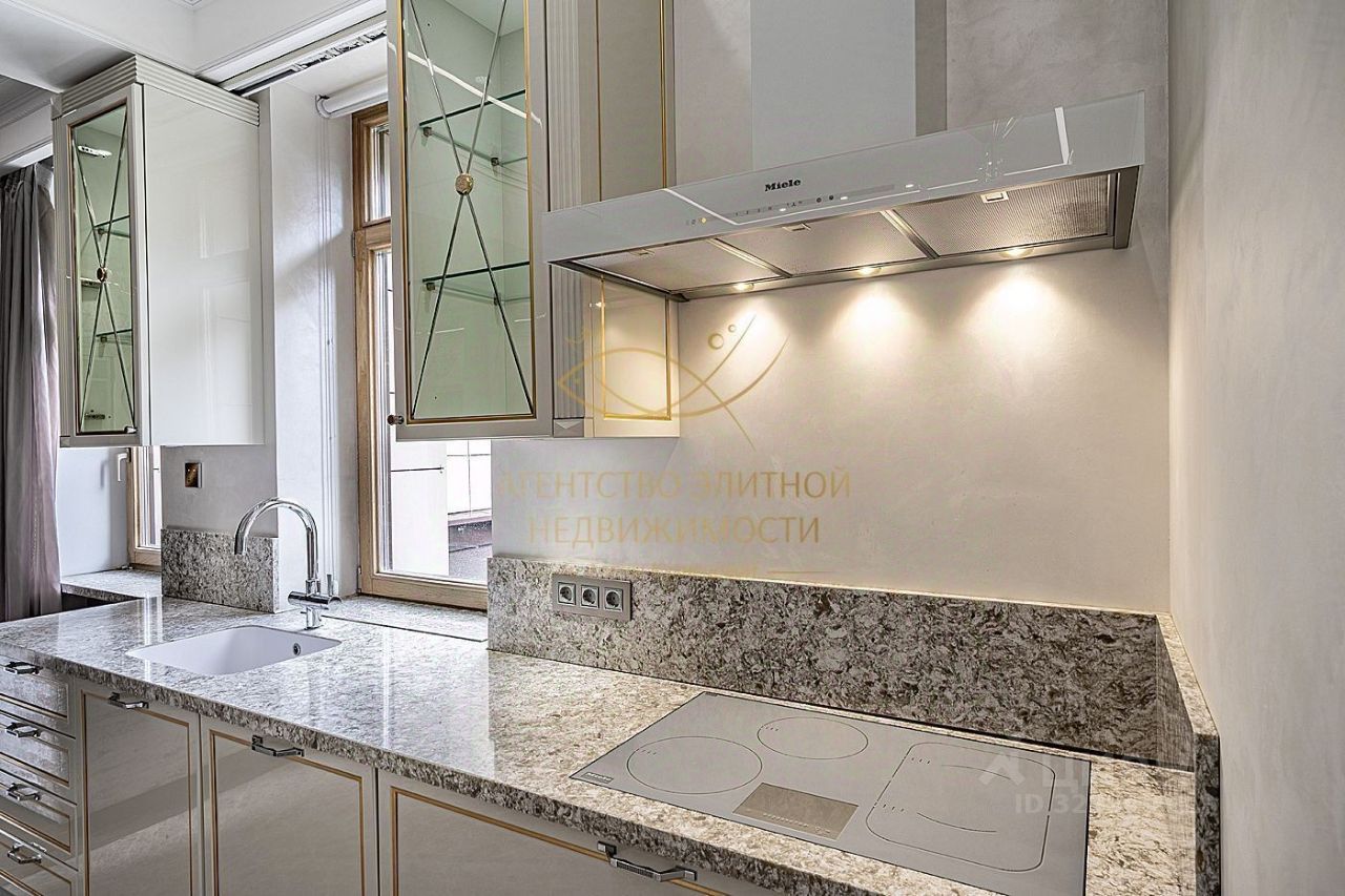 Продажа 4-комн квартиры на вторичном рынке 1-й Самотечный переулок, 17Б