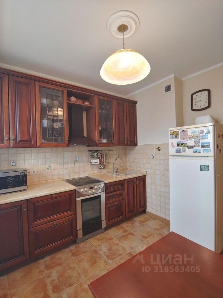 Продажа 3-комн квартиры на вторичном рынке Королев, проспект Космонавтов, 39