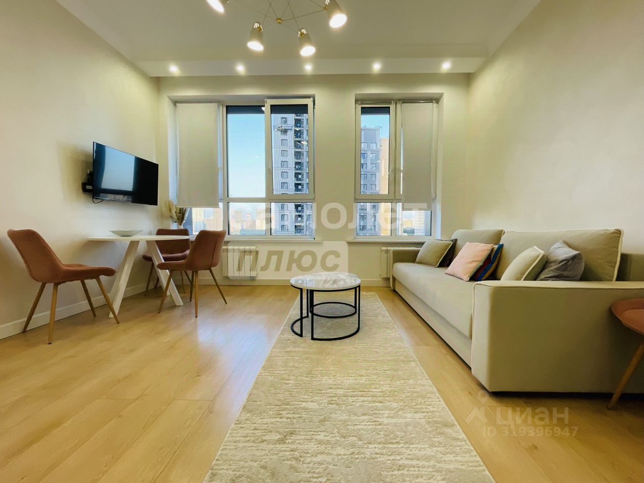 Продажа 2-комн квартиры на вторичном рынке Мосфильмовская улица, 98к2