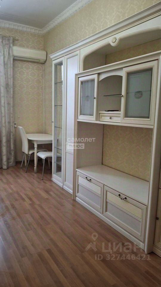 Продажа 2-комн квартиры на вторичном рынке Большая Дорогомиловская улица, 5