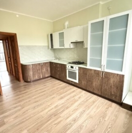 Продажа 2-комн квартиры на вторичном рынке Клин, ул Центральная,  д. 46