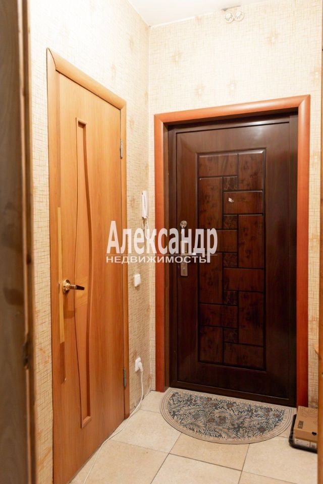 Продажа студии улица Оптиков, 45к2