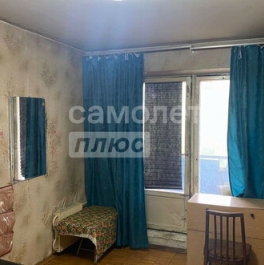 Продажа 3-комн квартиры на вторичном рынке Илимская улица,  д. 2 к1