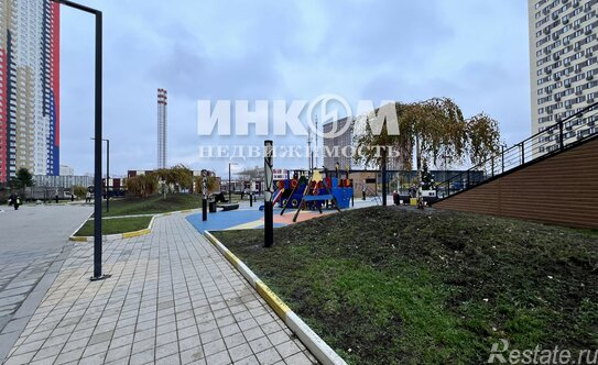 Продажа 2-комн квартиры на вторичном рынке Павшино, Молодёжная улица,  д. 3