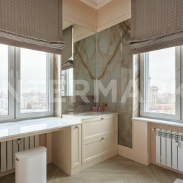 Продажа 7-комн квартиры на вторичном рынке Викторенко ул