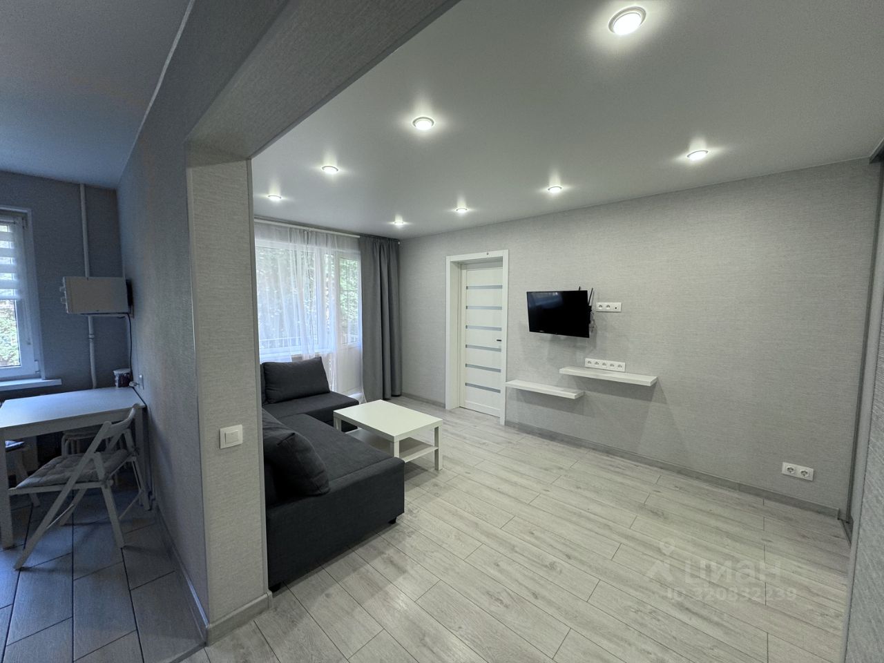 Продажа 2-комн квартиры на вторичном рынке Гранитная улица, 46