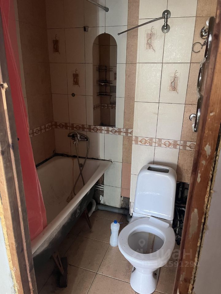 Продажа 3-комн квартиры на вторичном рынке 2-й мкр, Имени Свердлова пгт, 50