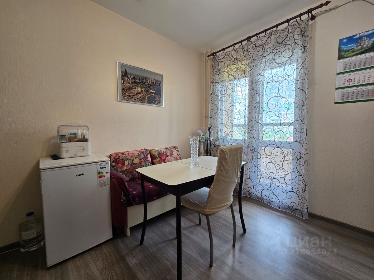 Продажа 1-комн квартиры на вторичном рынке улица Корнея Чуковского, 3к3