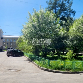 Продажа 2-комн квартиры на вторичном рынке Пугачева ул. ,  д. 6