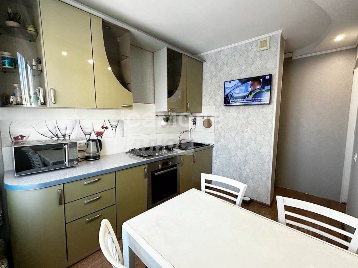 Продажа 3-комн квартиры на вторичном рынке Чехов, улица Полиграфистов, 23/2