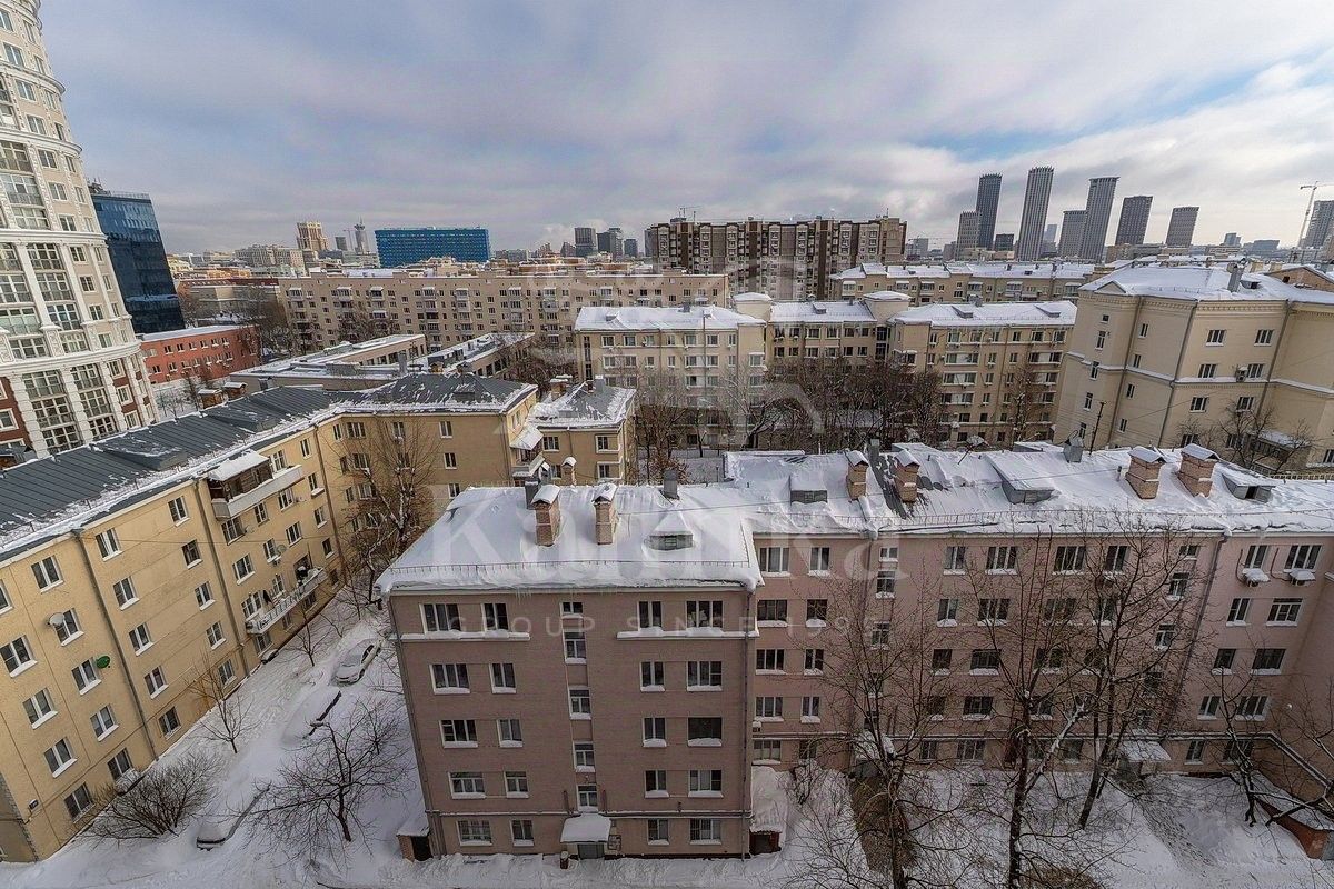 Продажа 3-комн квартиры на вторичном рынке Мытная улица, 7с1