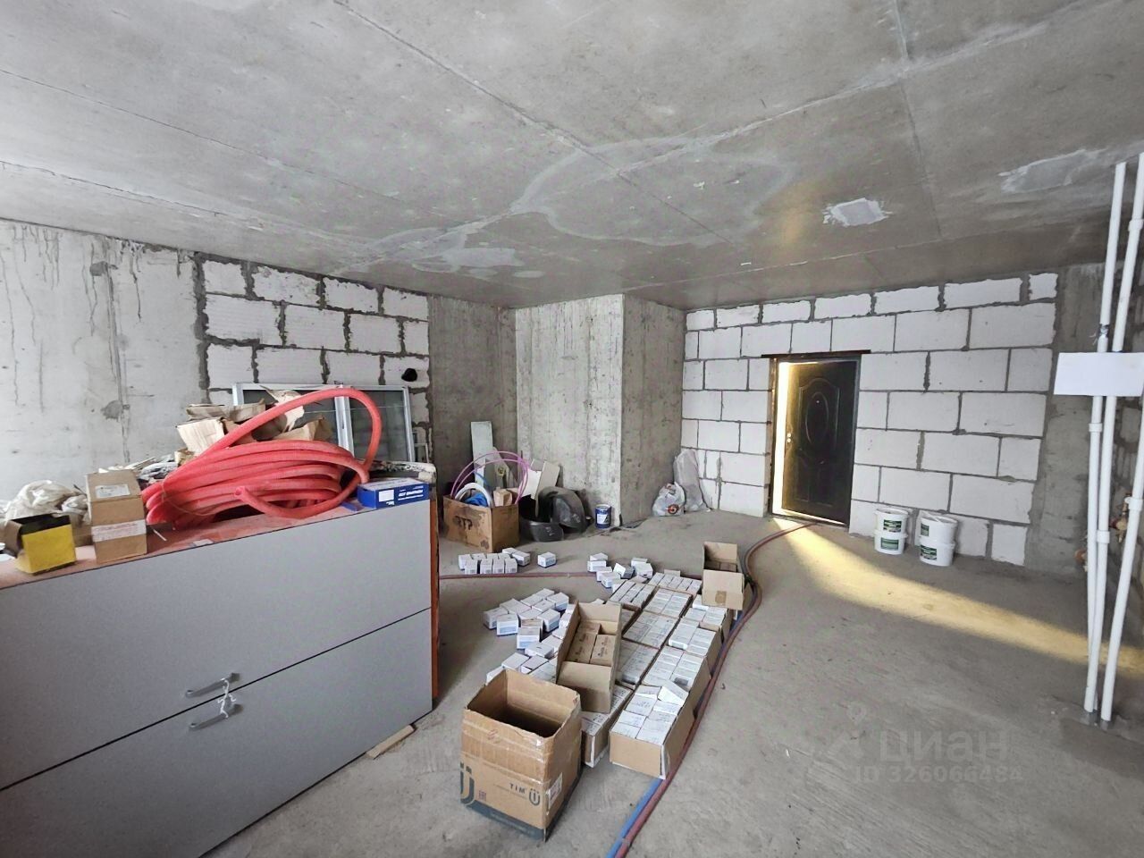 Продажа 2-комн квартиры на вторичном рынке пос. Лунево, 33