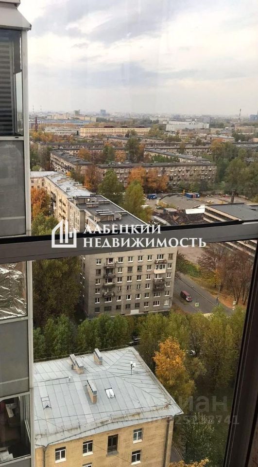 Продажа 1-комн квартиры на вторичном рынке улица Седова, 42К2
