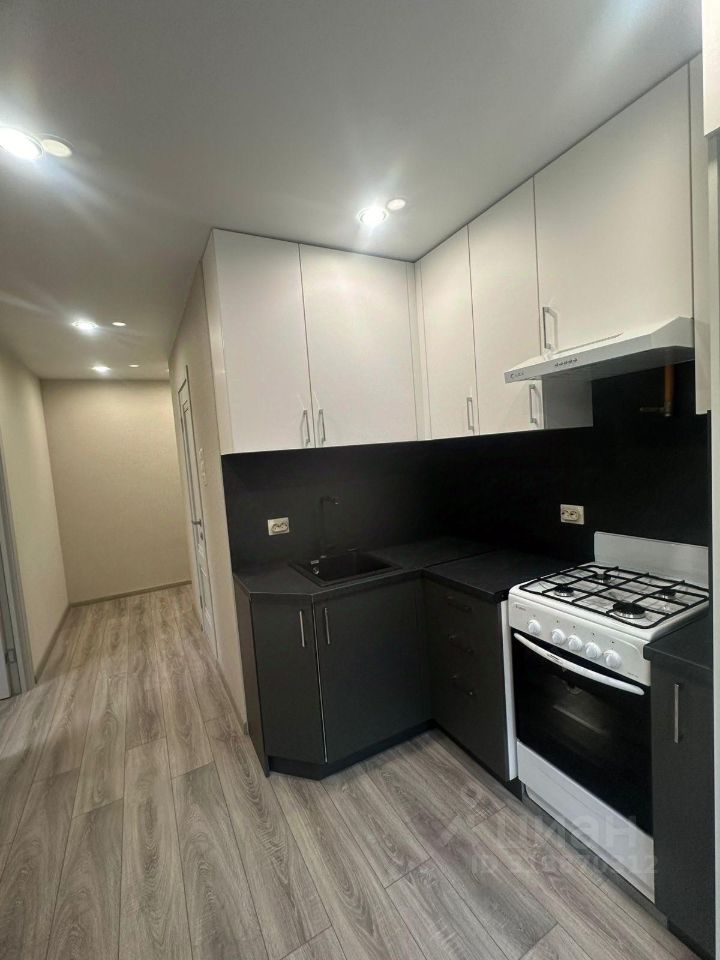 Продажа 1-комн квартиры на вторичном рынке Колпино, Октябрьская улица, 47