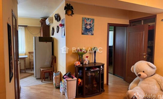 Продажа 4-комн квартиры на вторичном рынке улица Обручева,  д. 12