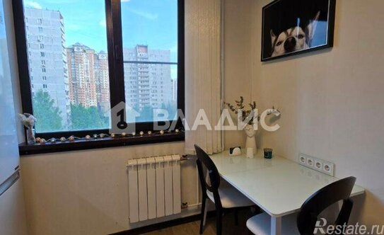 Продажа 2-комн квартиры на вторичном рынке Одинцово, б-р Маршала Крылова,  д. 6