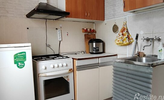 Продажа 3-комн квартиры на вторичном рынке Комсомольская 2-я ул,  д. 33 к2