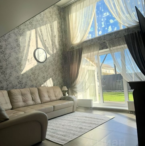 Коттедж/дом Комсомольская улица,  д. 33