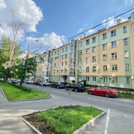 Продажа 4-комн квартиры на вторичном рынке улица Доватора,  д. 3