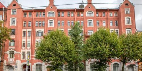 6-комн квартира ул Красного Курсанта,  д. 23